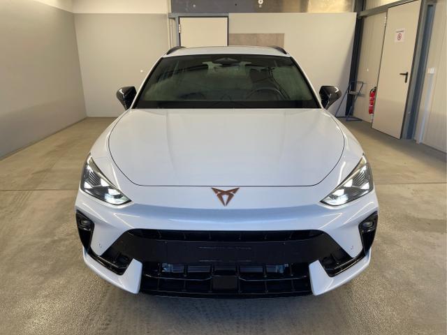 Cupra / Leon Sportstourer / Wei&szlig; / / / 150PS TDI DSG AHK+Kamera+el. Heckklappe