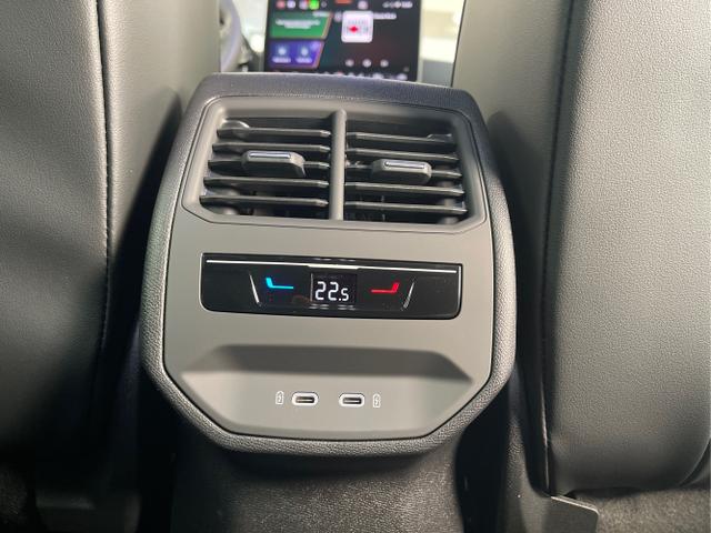 Cupra / Leon Sportstourer / Wei&szlig; / / / 150PS TDI DSG AHK+Kamera+el. Heckklappe