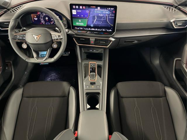 Cupra / Leon Sportstourer / Grau / / / 150PS TDI DSG AHK+Matrix+Navi+Kessy+Alarm+Kamera+Winterpaket