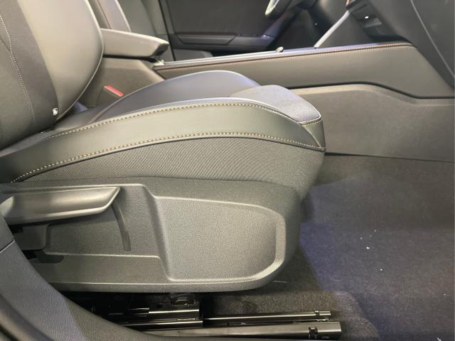 Cupra / Leon Sportstourer / Grau / / / 150PS TDI DSG AHK+Matrix+Navi+Kessy+Alarm+Kamera+Winterpaket