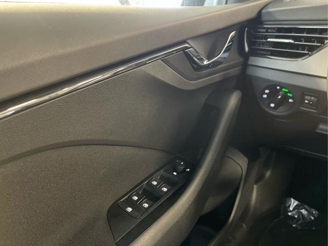 Skoda / KAMIQ / Blau / / / 115PS DSG AHK+16 Zoll Alu+Sitzheizung+App-Connect+GVL