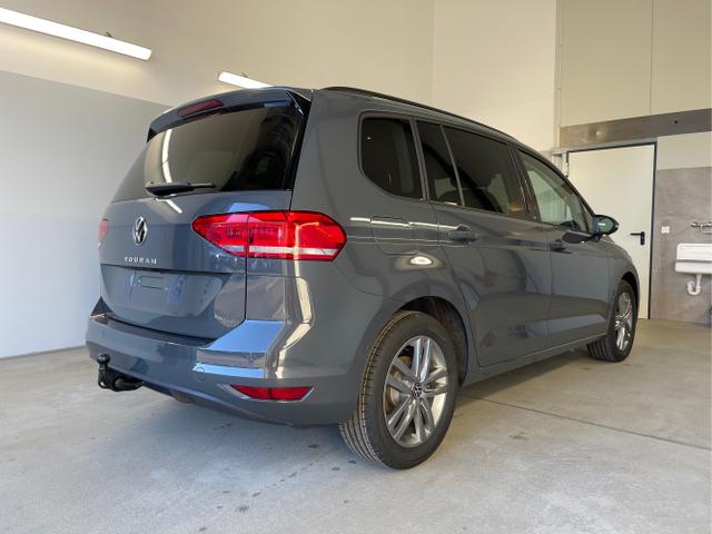 Volkswagen / Touran / Grau / / / 1.5 TSI DSG 7Sitz+AHK+IQ.Light+Kamera+Navi+eHeck+Keyless+Sitzheiz