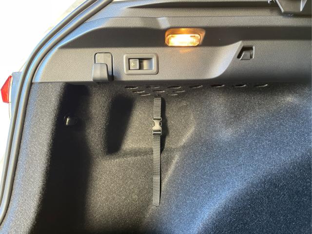 Skoda / Scala / Grau / / / 115PS GV5+AHK+Alu16+Sitzheiz+FrontAssist+Touchscreen+Lichtsensor 