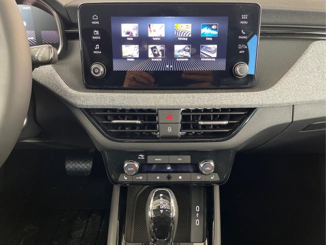 Skoda / KAMIQ / Grau / / / 115PS DSG AHK+Kamera+Kessy+PDC+Winterpaket+Alu16+GVL