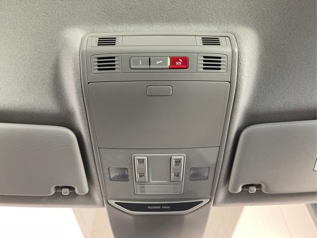 Skoda / KAMIQ / Grau / / / 115PS DSG AHK+Kamera+Kessy+PDC+Winterpaket+Alu16+GVL