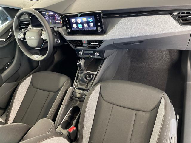 Skoda / KAMIQ / Grau / / / 115PS DSG AHK+Kamera+Kessy+PDC+Winterpaket+Alu16+GVL