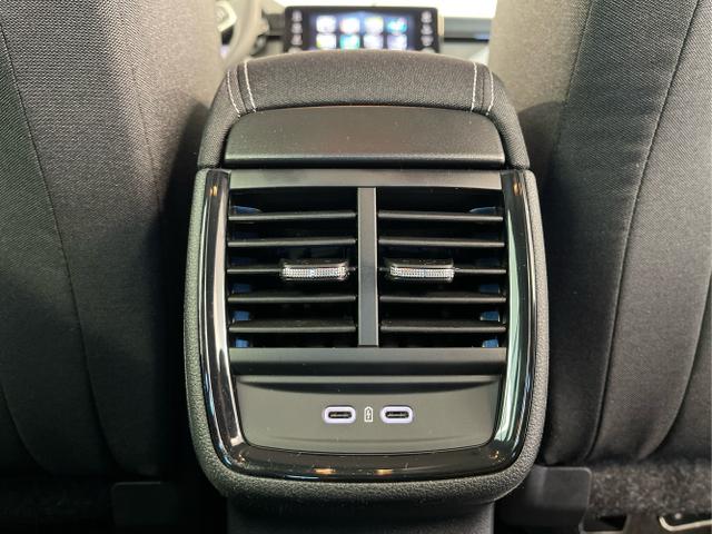 Skoda / KAMIQ / Grau / / / 115PS DSG AHK+Kamera+Kessy+PDC+Winterpaket+Alu16+GVL