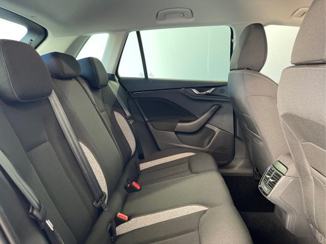 Skoda / KAMIQ / Blau / / / 115PS DSG AHK+Kamera+Kessy+PDC+Winterpaket+Alu16+GVL