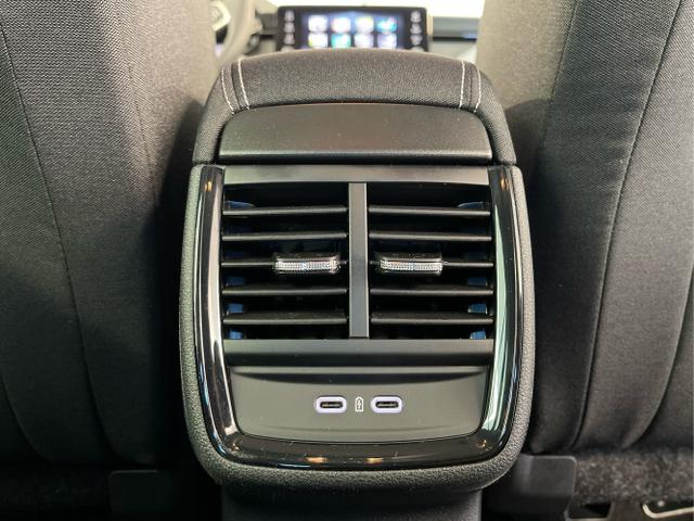 Skoda / KAMIQ / Blau / / / 115PS DSG AHK+Kamera+Kessy+PDC+Winterpaket+Alu16+GVL