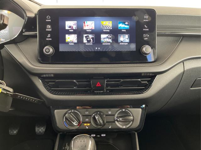 Skoda / Fabia / Grau / / / 115PS Sitzheizung+Sunset+5 Jahre Garantie+Lane Assist