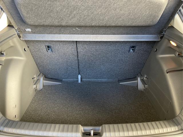 Skoda / Fabia / Grau / / / 115PS Sitzheizung+Sunset+5 Jahre Garantie+Lane Assist