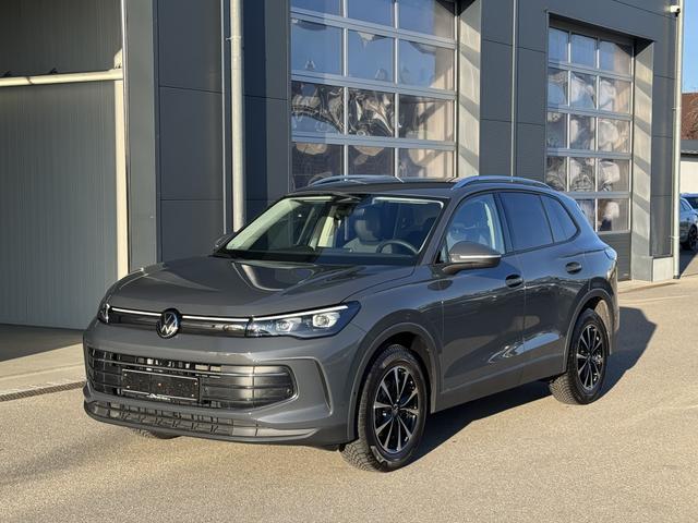 Gebrauchtfahrzeug Volkswagen Tiguan - Life 1.5 eTSI DSG M S/AHK/360&deg;/IQ.Light/IQ.Drive/Navi/eHeck/Sitzheiz/Keyless