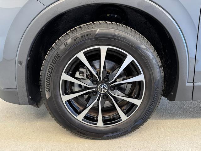 Volkswagen Tiguan Life 1.5 eTSI DSG M+S/AHK/360&deg;/IQ.Light/IQ.Drive/Navi/eHeck/Sitzheiz/Keyless 