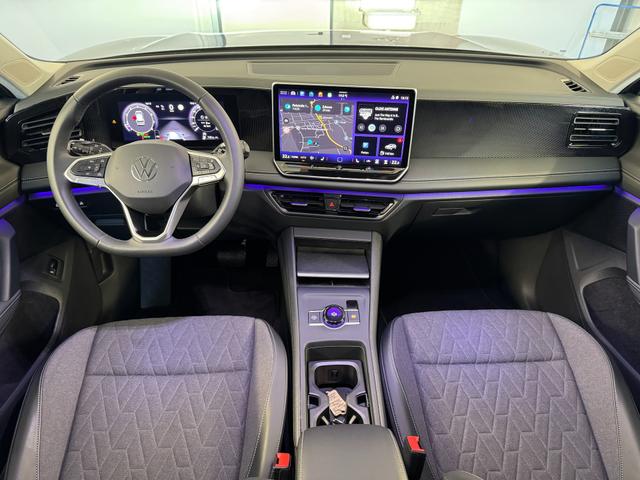 Volkswagen Tiguan LIFE 1.5 eTSI DSG M+S/AHK/360&deg;/IQ.Light/IQ.Drive/Navi/eHeck/Sitzheiz/Keyless 