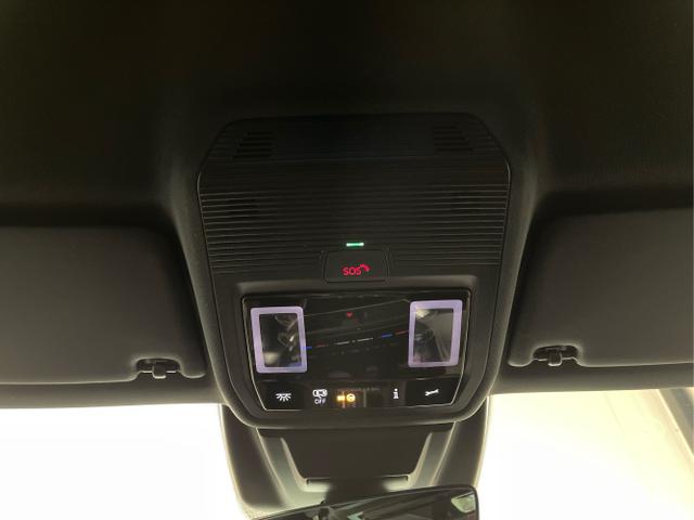 Cupra / Leon Sportstourer / Schwarz / / / 150PS TDI DSG AHK+Matrix+Navi+Kessy+Kamera+SideAssist+Sitzheiz+Alu18