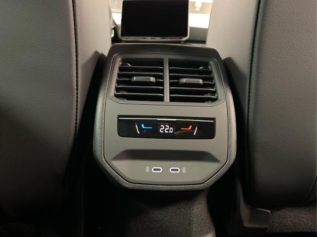 Cupra / Leon Sportstourer / Schwarz / / / 150PS TDI DSG AHK+Matrix+Navi+Kessy+Kamera+SideAssist+Sitzheiz+Alu18