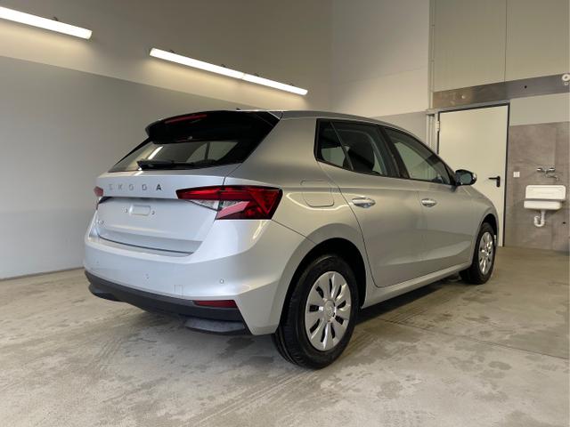 Skoda / Fabia / Silber / / / 95PS GV4+Sitzheiz+Lenkradheiz+AppConnect+PDC+Tempomat