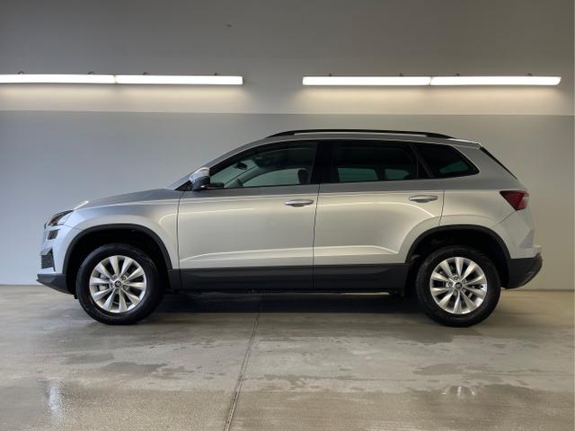 Skoda / Karoq / Silber / / / 150PS DSG AHK+Kamera+ACC+Kessy+Kamera+ParkPilot vo+hi+App