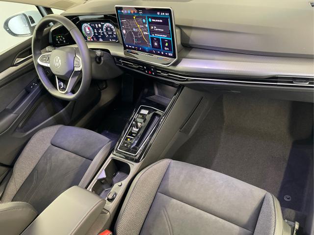 Volkswagen / Golf / Grau / / / 1.5 eHybrid 150kW/204PS DSG IQ.Light+Navi+Travel Assist+HUD+Winterpaket