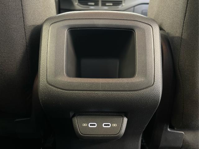 Volkswagen / T-Cross / Blau / / / 115PS DSG AHK+Navi+Kessy+Sitzheizung+App-Connect+ACC