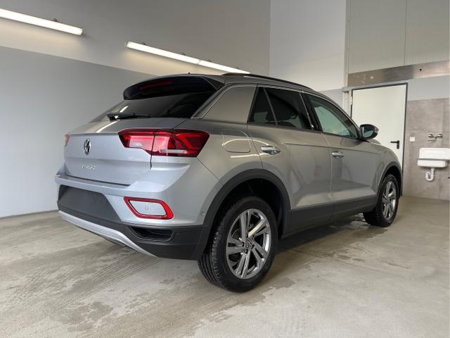 Volkswagen / T-Roc / Silber / / / 150PS DSG AHK+Kessy+Kamera+ACC+Sitzheiz+Navi+IQ.Drive