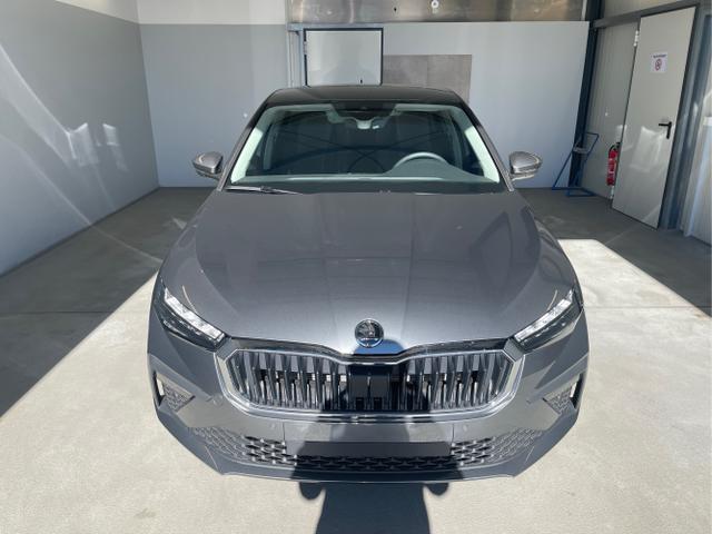 Skoda / Scala / Grau / / / 115PS DSG GV5+AHK+Kamera+Kessy+PDC+Sitzheiz+Alu16+Climatronic