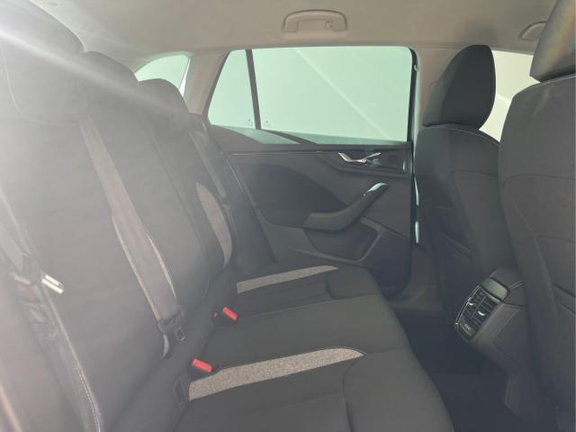 Skoda / Scala / Grau / / / 115PS DSG GV5+AHK+Kamera+Kessy+PDC+Sitzheiz+Alu16+Climatronic