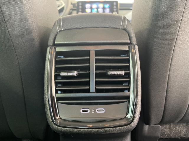 Skoda / Scala / Grau / / / 115PS DSG GV5+AHK+Kamera+Kessy+PDC+Sitzheiz+Alu16+Climatronic