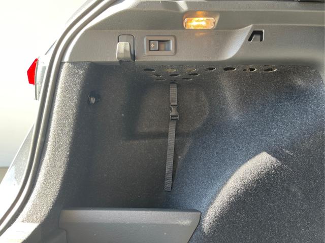 Skoda / Scala / Grau / / / 115PS DSG GV5+AHK+Kamera+Kessy+PDC+Sitzheiz+Alu16+Climatronic