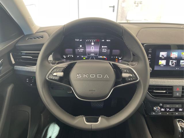 Skoda / Scala / Grau / / / 115PS DSG GV5+AHK+Kamera+Kessy+PDC+Sitzheiz+Alu16+Climatronic