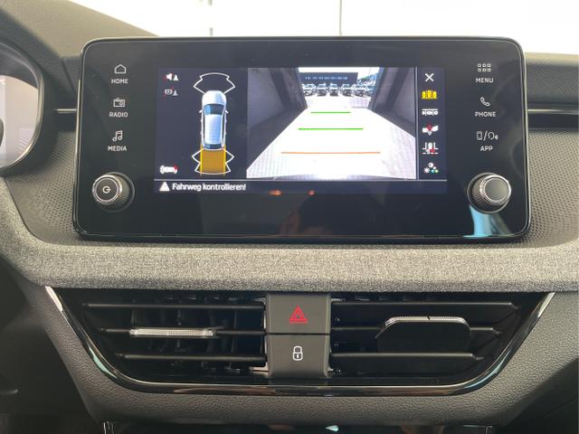 Skoda / Scala / Grau / / / 115PS DSG GV5+AHK+Kamera+Kessy+PDC+Sitzheiz+Alu16+Climatronic