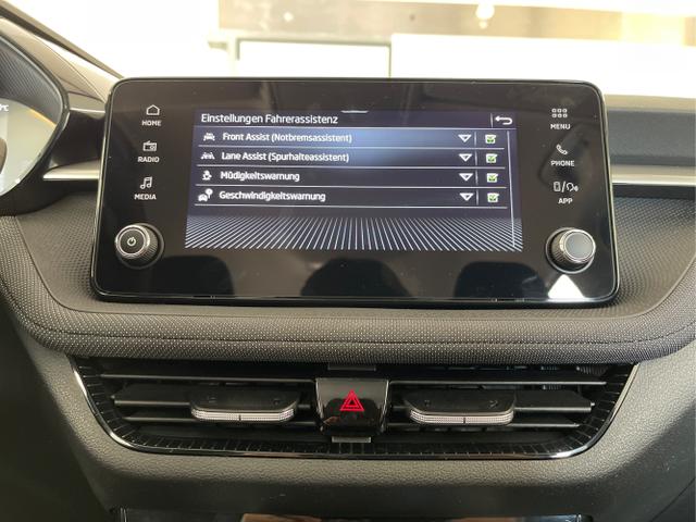 Skoda / Fabia / Blau / / / 95PS GV4+Sitzheiz+Lenkradheiz+AppConnect+PDC+Tempomat