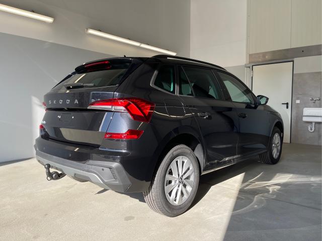 Skoda / KAMIQ / Schwarz / / / 115PS DSG Matrix+AHK+Kamera+PDC vor+hi+Kessy+Sitzheizung+GVL