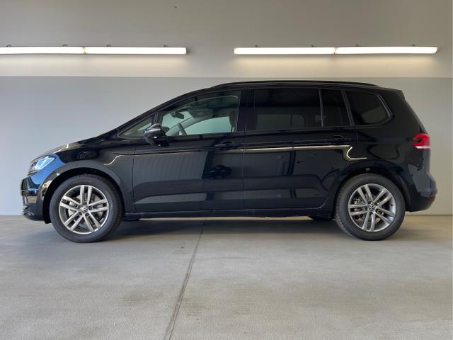 Volkswagen / Touran / Schwarz / / / 150PS 7Si+IQ.Light+TrailerAss+Cam+Navi+Kamera+Alarm+Kessy+App-Connect