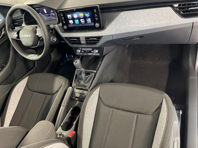 Skoda / KAMIQ / Schwarz / / / 115PS AHK+Kessy+PDC vo+hi+Alarm+Kamera+Climatronic+App Connect