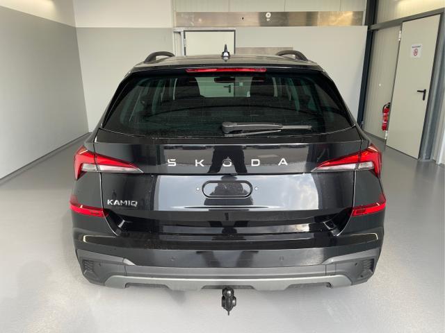 Skoda / KAMIQ / Schwarz / / / 115PS DSG AHK+Kamera+Kessy+PDC+Winterpaket+Alu16+GVL