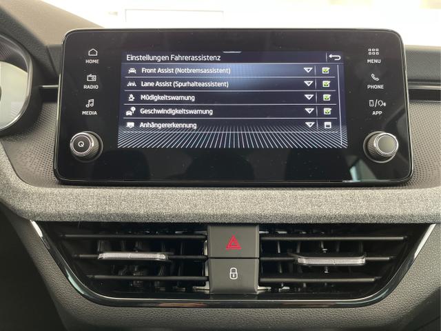 Skoda / Scala / Blau / / / 115PS DSG GV5+AHK+Kamera+Kessy+PDC+Sitzheiz+Alu16+Climatronic