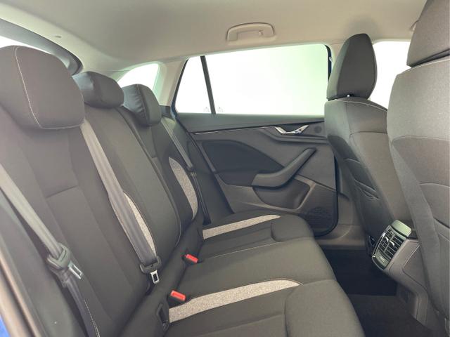 Skoda / Scala / Schwarz / / / 115PS DSG GV5+AHK+Kamera+Kessy+PDC+Sitzheiz+Alu16+Climatronic