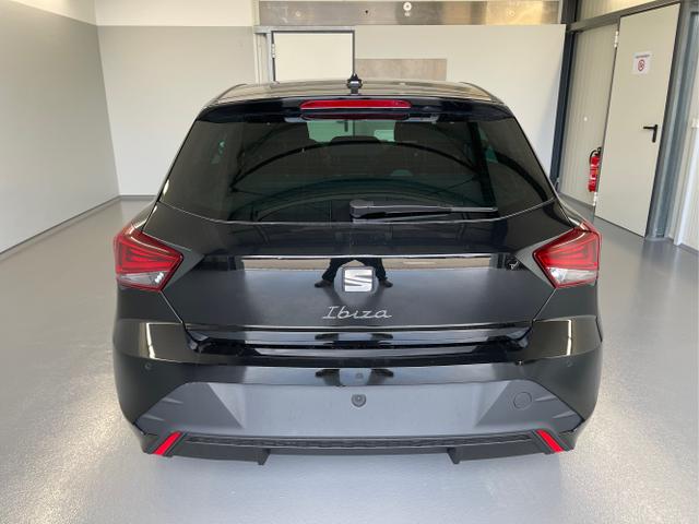 Seat / Ibiza / Schwarz / / / 95PS Kamera+ACC+GV5+App-Conect+Sitzheizung+ParkPilot hinten