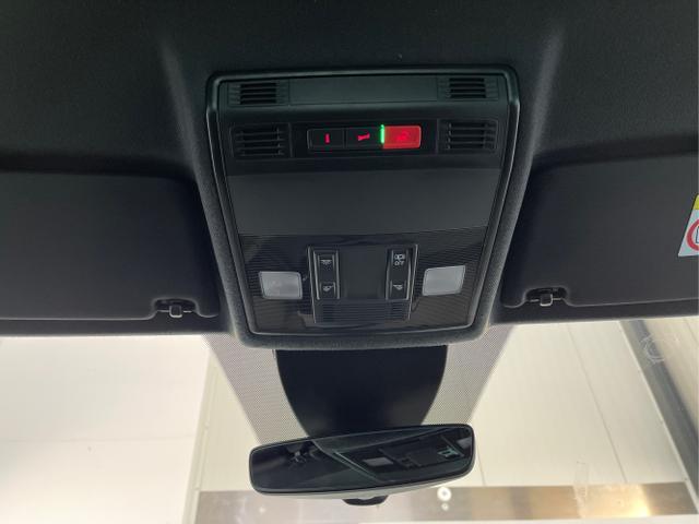 Seat / Ibiza / Schwarz / / / 95PS Kamera+ACC+GV5+App-Conect+Sitzheizung+ParkPilot hinten