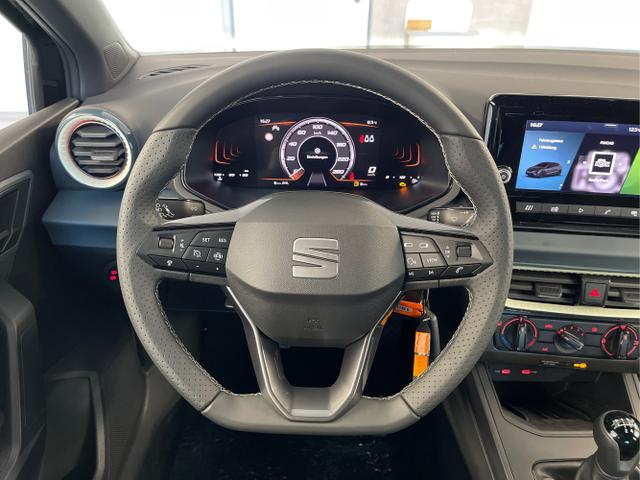 Seat / Ibiza / Schwarz / / / 95PS Kamera+ACC+GV5+App-Conect+Sitzheizung+ParkPilot hinten