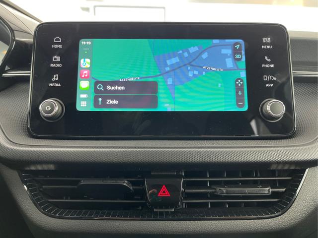 Skoda / Fabia / Blau / / / 115PS Sitzheizung+Sunset+5 Jahre Garantie+Lane Assist