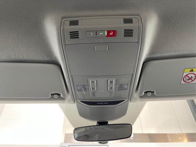 Skoda / Fabia / Blau / / / 115PS Sitzheizung+Sunset+5 Jahre Garantie+Lane Assist