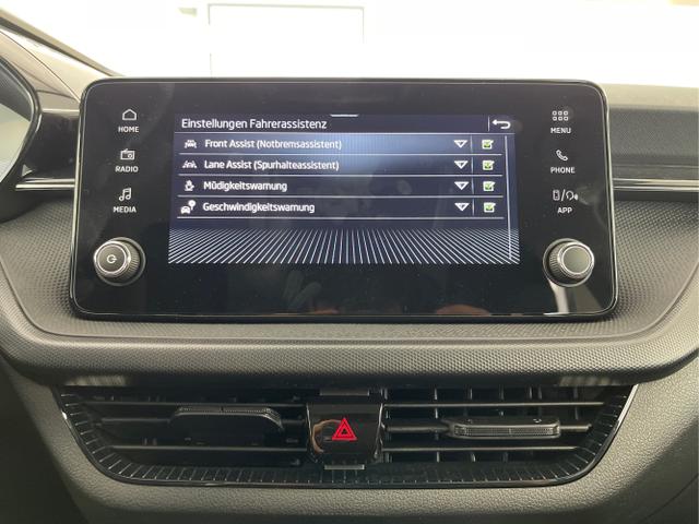 Skoda / Fabia / Wei&szlig; / / / 115PS Sitzheizung+Sunset+5 Jahre Garantie+Lane Assist