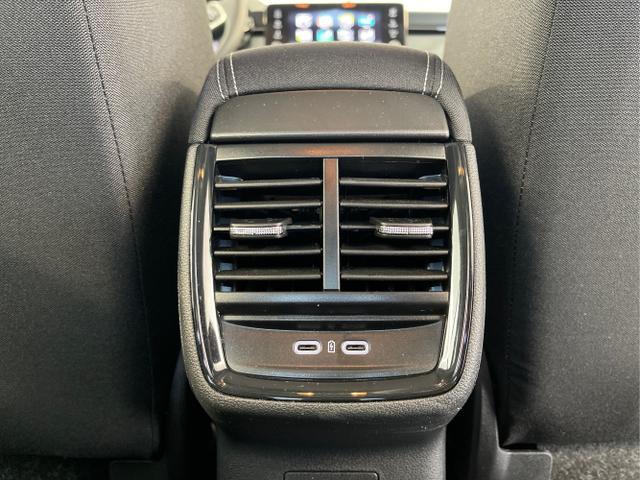 Skoda / Scala / Wei&szlig; / / / 115PS DSG GV5+AHK+Alu16+PDC+Sitzheizung+App-Connect