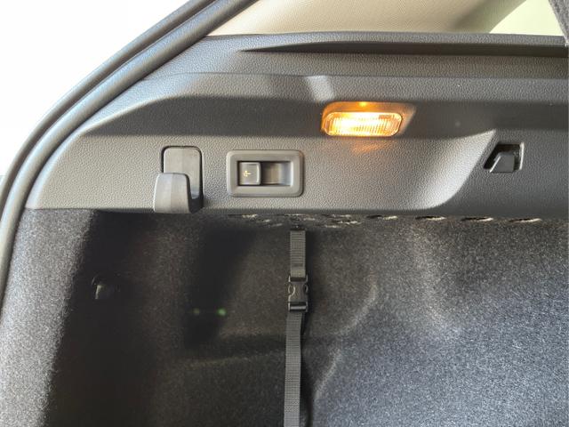 Skoda / Scala / Wei&szlig; / / / 115PS DSG GV5+AHK+Alu16+PDC+Sitzheizung+App-Connect