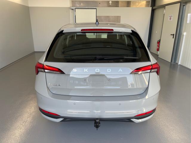 Skoda / Scala / Grau / / / 115PS DSG GV5+AHK+Alu16+PDC+Sitzheizung+App-Connect
