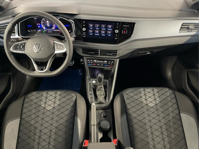 Volkswagen / Taigo / Schwarz / / / 150PS DSG Black Style+AHK