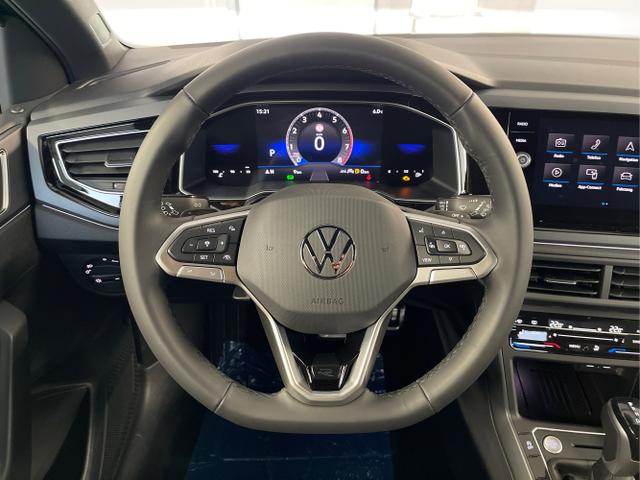 Volkswagen / Taigo / Schwarz / / / 150PS DSG Black Style+AHK