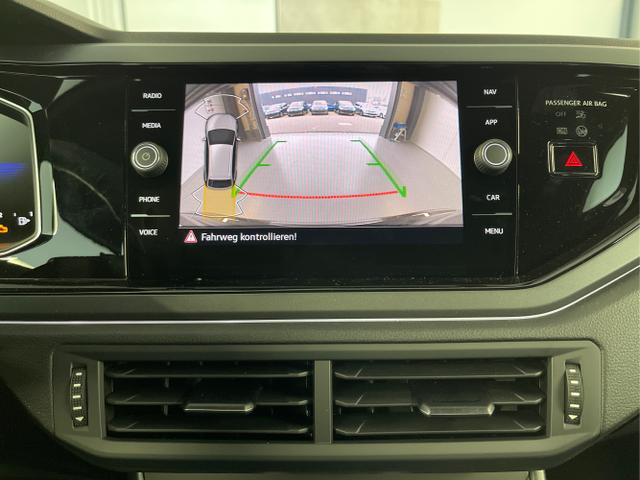 Volkswagen / Taigo / Schwarz / / / 150PS DSG Black Style+AHK